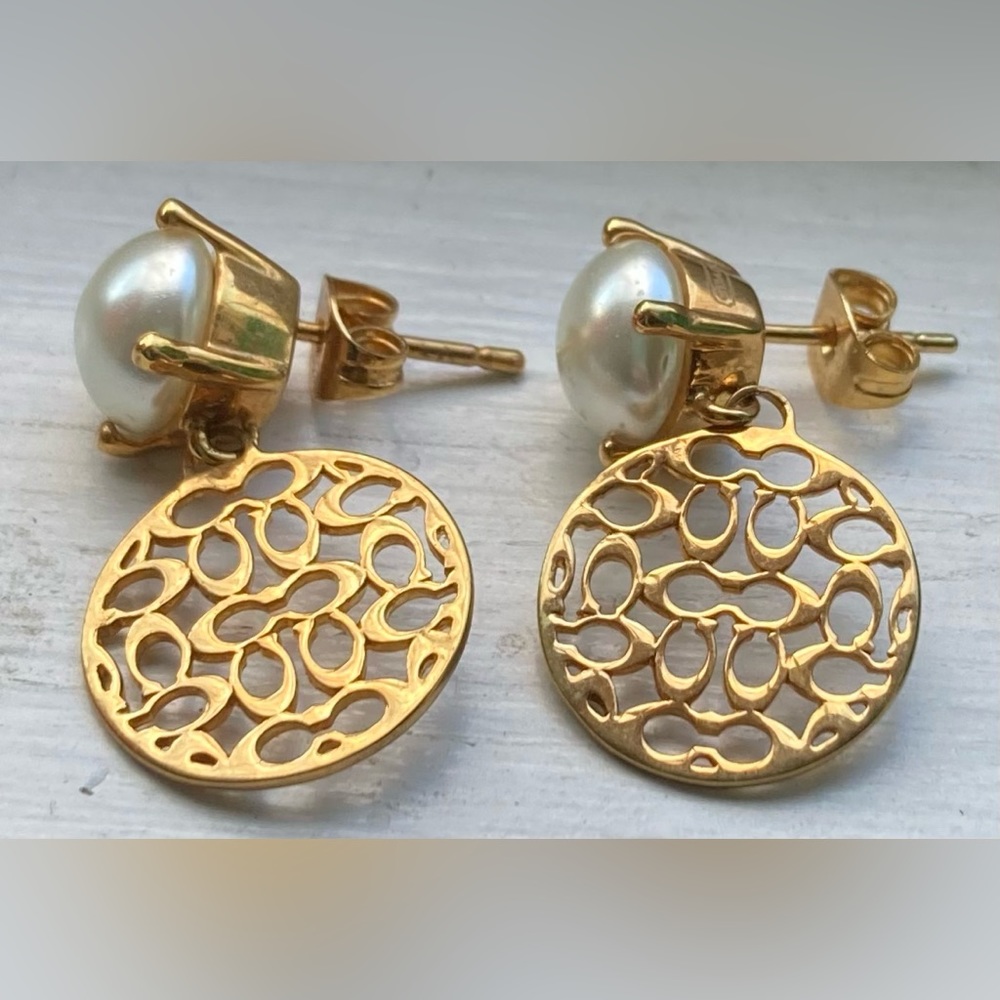 COACH Signature Logo, Pearl Drop Earrings - Picture 2 of 5